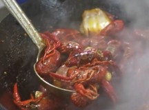 饭店十三香龙虾为什么能卖298？大厨教你详细做法，学会...